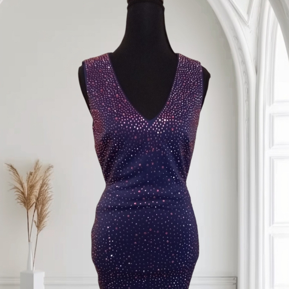 Forever 21 Dresses & Skirts - Purple Sparkling Sleeveless Dress